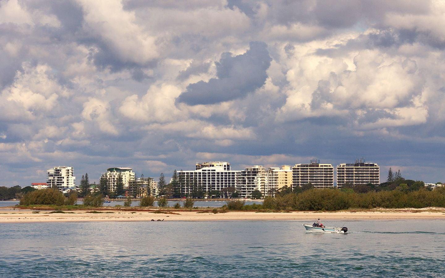 Riviere On Golden Beach Aparthotel Caloundra Exterior photo